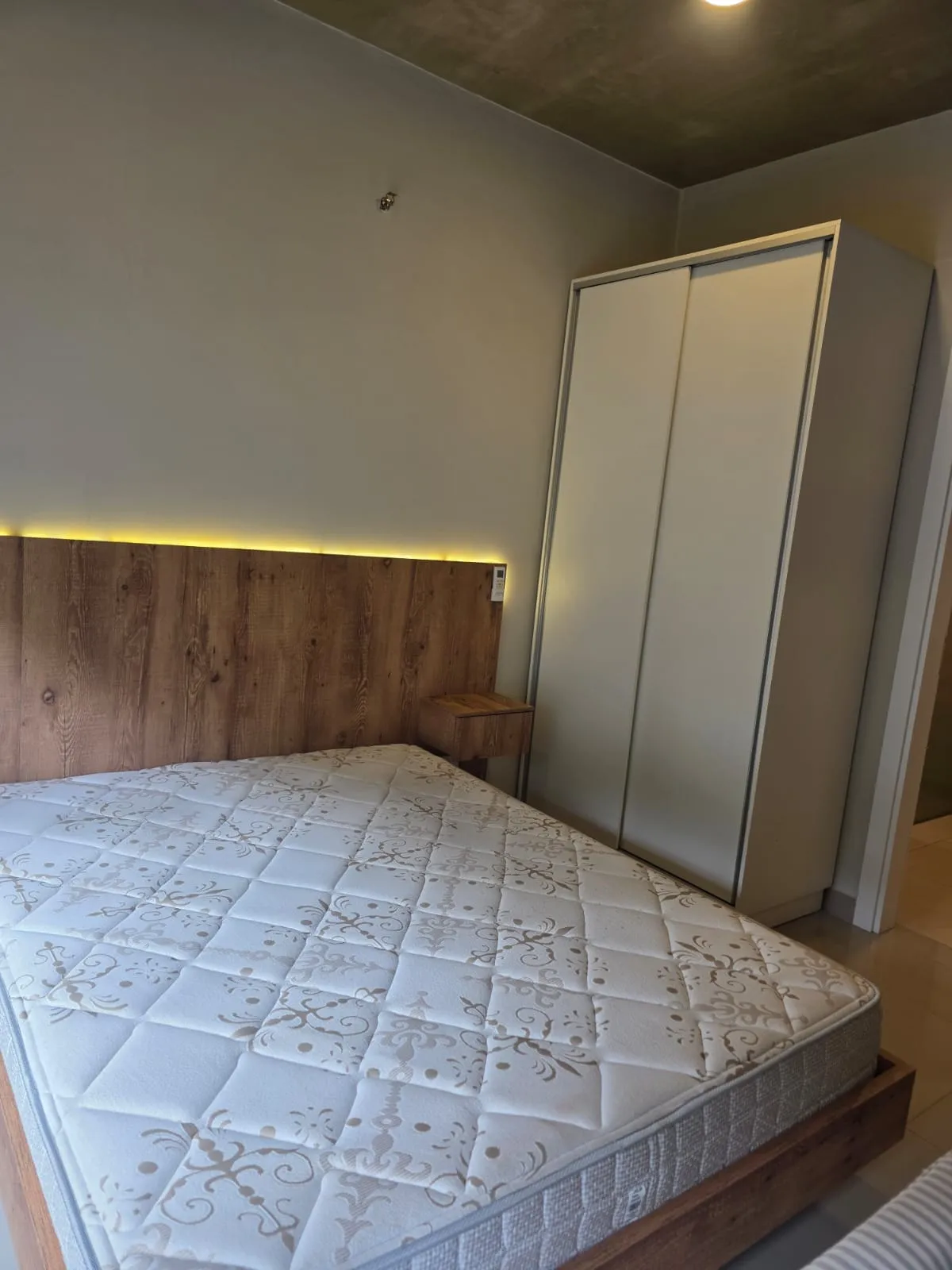 EN ALQUILER DEPARTAMENTO MONOAMBIENTE AMOBLADO EN FERNANDO DE LA MORA ZONA NORTE