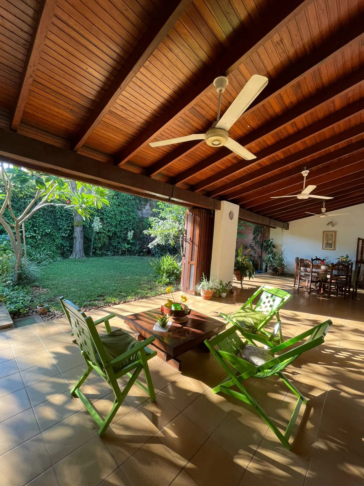 En venta casa en barrio Mburicao - Asunción